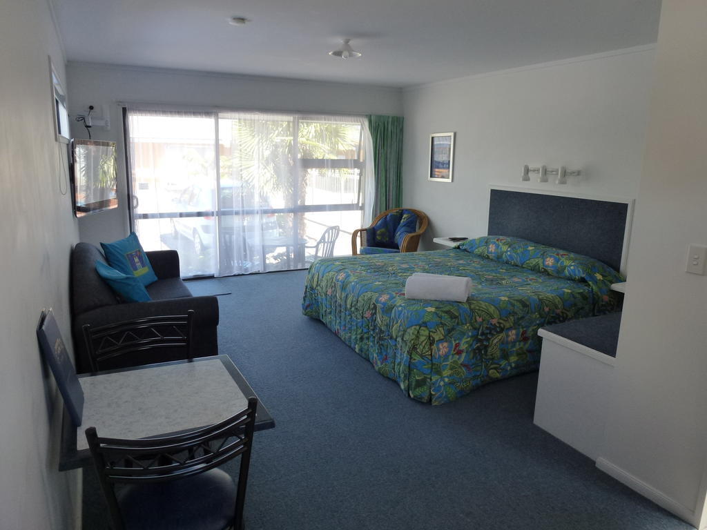 Mana-Nui Motel วิเทียงกา ภายนอก รูปภาพ